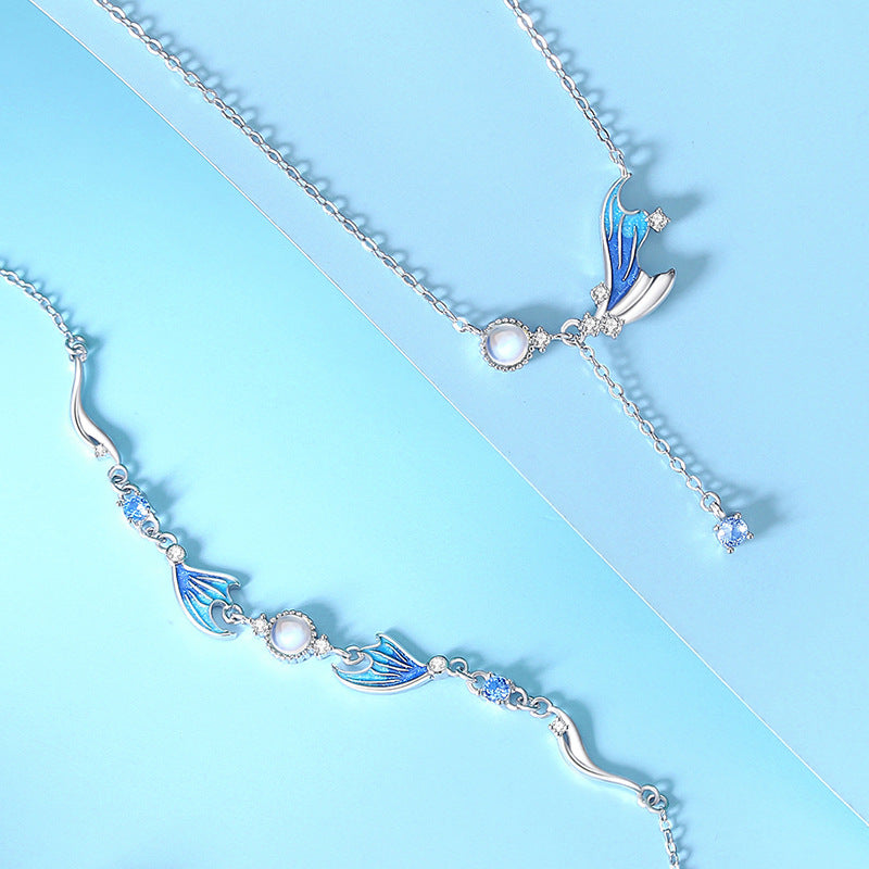 blue moonstone necklace with blue background