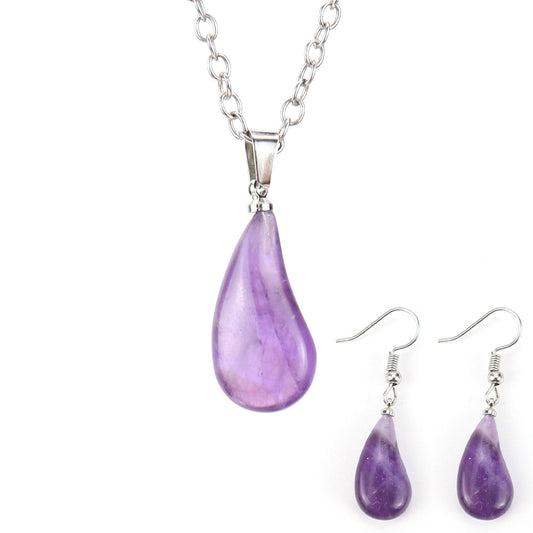 amethyst necklace white background