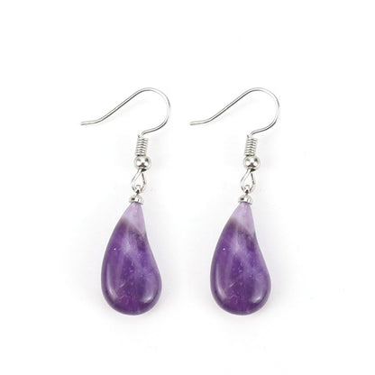 amethyst necklace white background