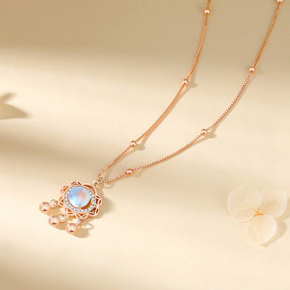 vintage moonstone necklace with gold background